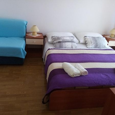 Apartments Vitkovic 茨雷斯 外观 照片