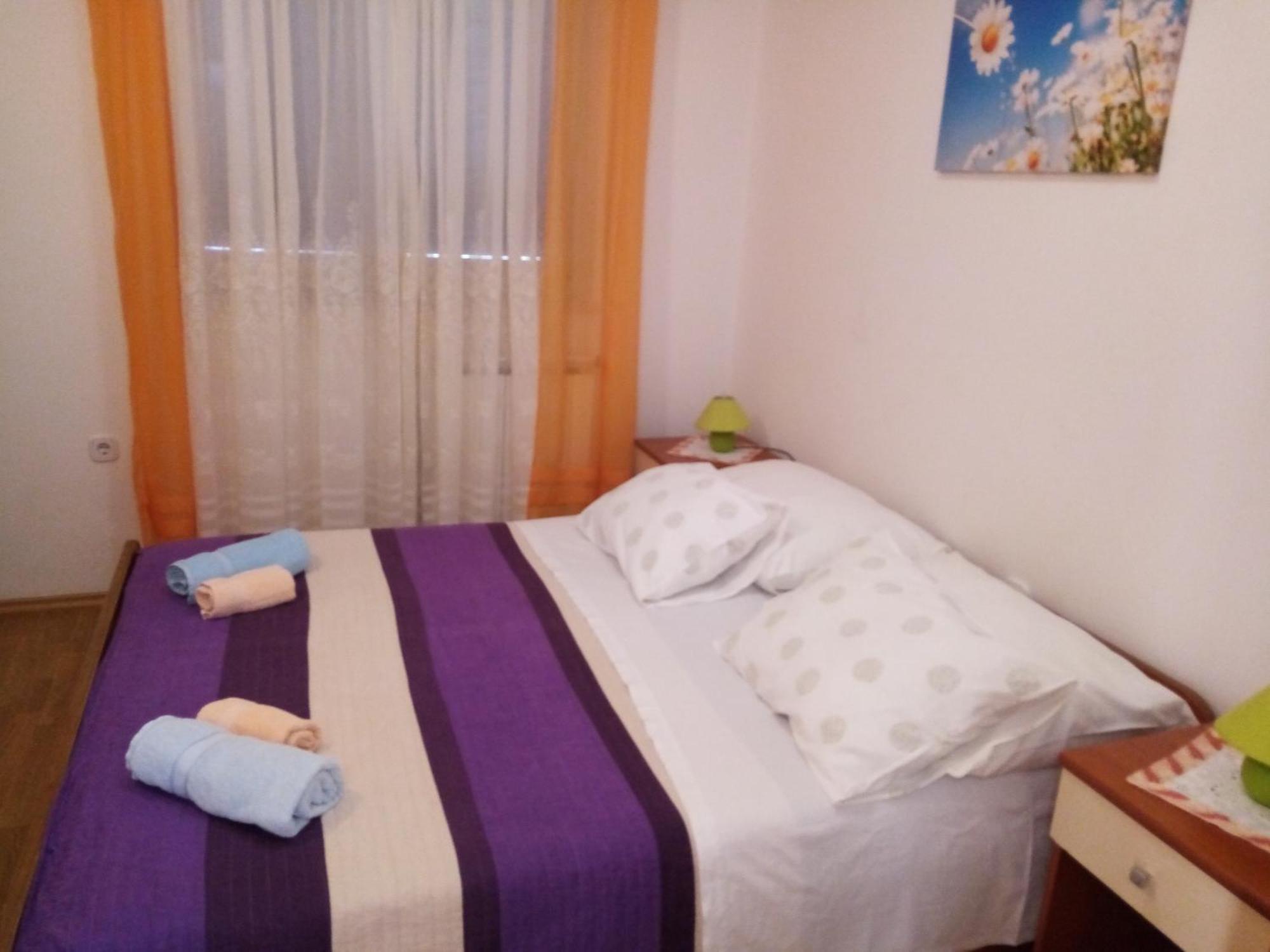 Apartments Vitkovic 茨雷斯 外观 照片